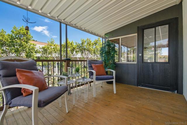 525 W El Norte, Escondido CA: https://media.crmls.org/mediaz/5af4f8b2-b99c-4746-a6fe-db1ee4789480.jpg