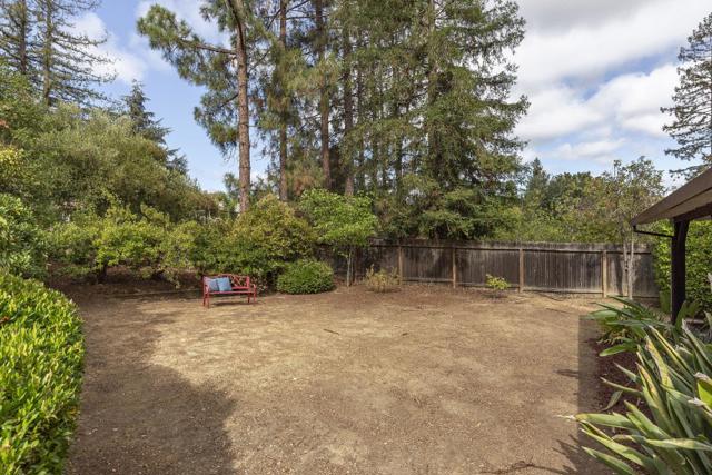 13199 PARAMOUNT Drive, Saratoga CA: https://media.crmls.org/mediaz/5af52993-046f-4bfc-b277-faa9aa77e2a6.jpg