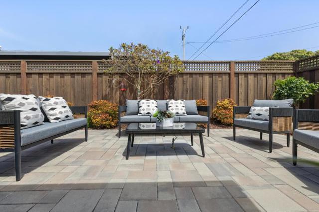 843 First Avenue, Half Moon Bay CA: https://media.crmls.org/mediaz/5af67f37-9b0b-496c-894a-761512dd8868.jpg