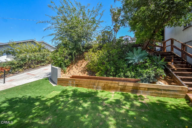 4035 W Avenue 42, Los Angeles CA: https://media.crmls.org/mediaz/5af69fef-aec4-486b-bc5b-f7a1c4f673dc.jpg