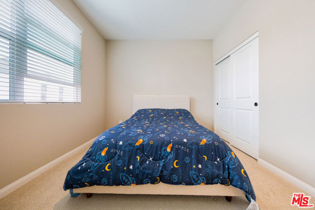 1681 Whitmore Loop, Chula Vista CA: https://media.crmls.org/mediaz/5af749f3-bfa8-4071-9baa-4bc1509f64bd.jpg