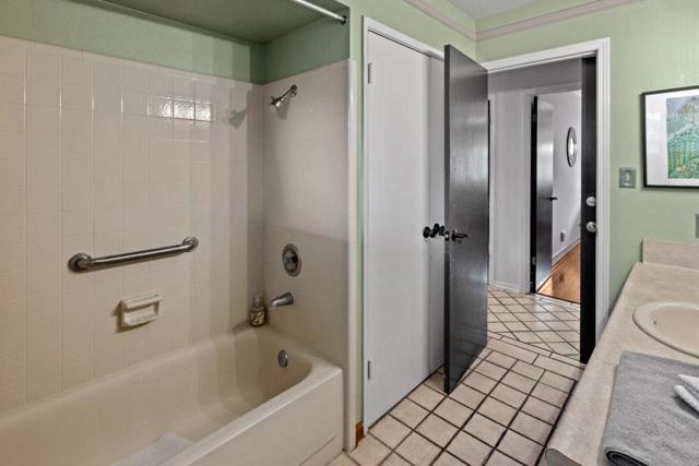 2 MESA DEL SOL,  CA: https://media.crmls.org/mediaz/5af7e10f-91bd-4511-9801-7323aede4e74.jpg