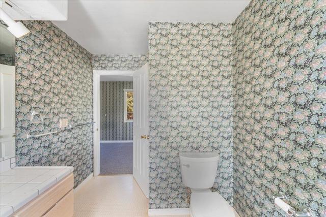 40101 Tassajara Road, Carmel Valley CA: https://media.crmls.org/mediaz/5af7e814-6de1-4b6e-a0ec-d17a04331525.jpg