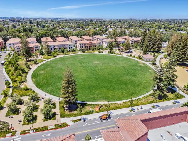 1040 Darwin Terrace, Sunnyvale CA: https://media.crmls.org/mediaz/5af7efbc-94bf-41d6-86c6-aaf6c7f92e33.jpg
