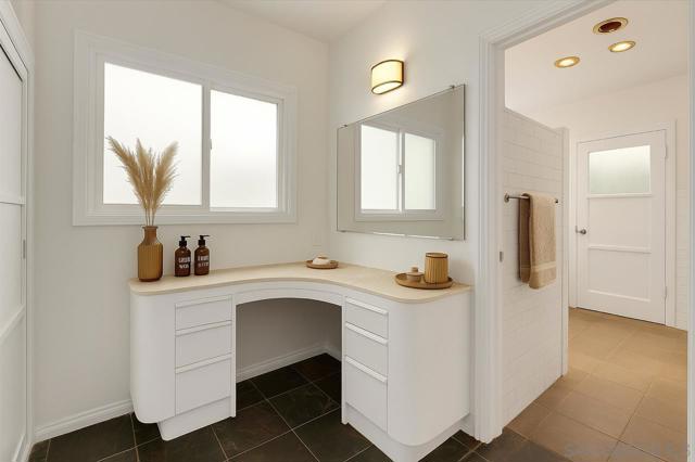 9226 Briercrest Dr, La Mesa CA: https://media.crmls.org/mediaz/5af82580-9e93-487e-9b17-340745fa3ced.jpg