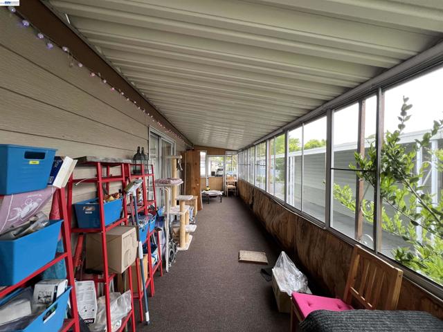 1050 Borregas Ave, Sunnyvale CA: https://media.crmls.org/mediaz/5af8bcee-612b-4f12-8721-9495c66e863e.jpg