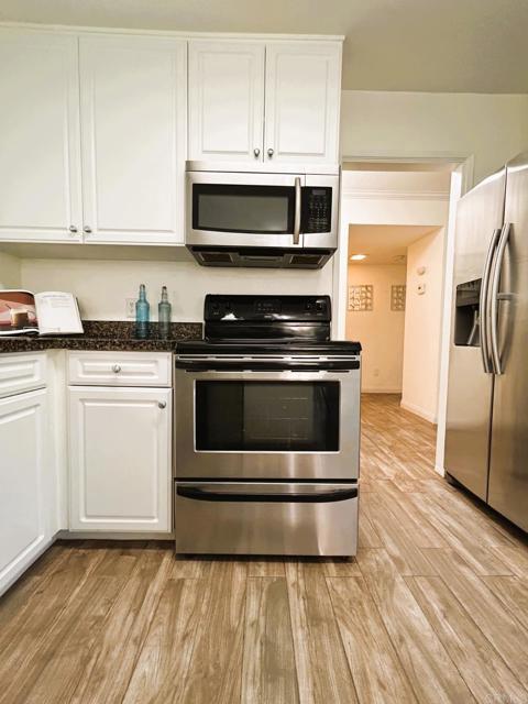 Detail Gallery Image 12 of 46 For 17159 W Bernardo Dr #103,  San Diego,  CA 92127 - 2 Beds | 2 Baths