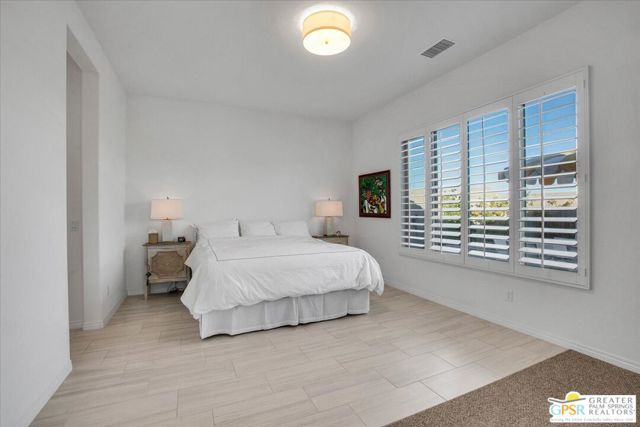 24 Zinfandel, Rancho Mirage CA: https://media.crmls.org/mediaz/5afa8fdf-7a32-4e2d-84ac-c88e781d3fe0.jpg