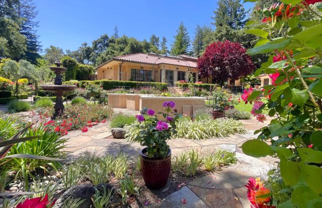 21106 Brush Road, Los Gatos CA: https://media.crmls.org/mediaz/5afb6179-7239-4b9b-9c75-3ed62516f03c.jpg