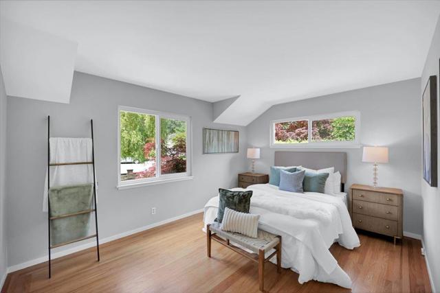 1633 Dallas Court, Los Altos CA: https://media.crmls.org/mediaz/5afbb5c1-9e6d-4e34-8070-7bb0faea539b.jpg