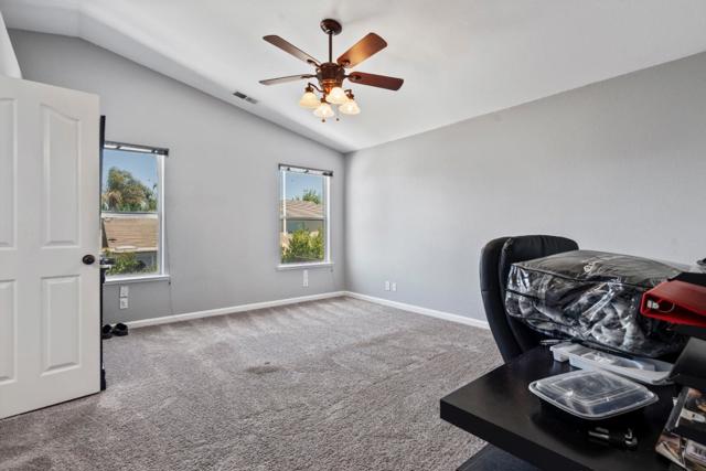 730 Marseille Drive, Hollister CA: https://media.crmls.org/mediaz/5afc15b5-6f9f-48a8-ab9b-be88d7abdd7e.jpg