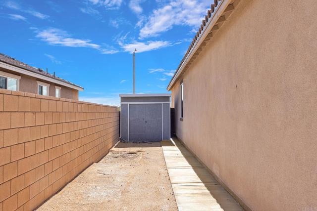 11912 Olivine Rd, Victorville, CA 92392 photo 47