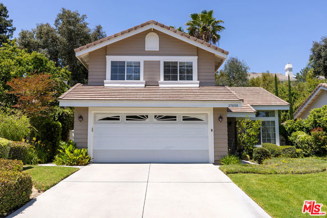 27050 Riversbridge Way, Valencia CA: https://media.crmls.org/mediaz/5afda20f-2c6c-42ef-af97-82f41d20631a.jpg