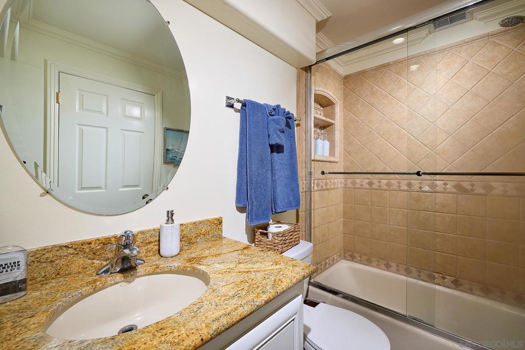 MLS #250039031SD image #9