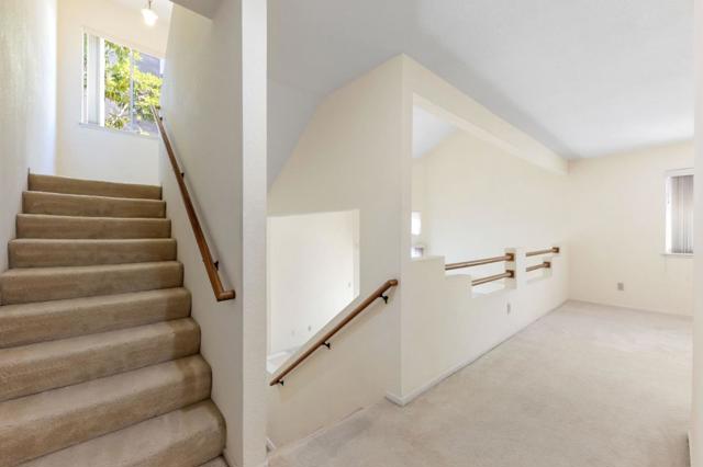 210 Commons Lane, Foster City CA: https://media.crmls.org/mediaz/5afe7be7-bf47-49b8-ac97-d5626a96f849.jpg
