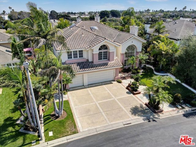 Image 2 for 18712 Jockey Circle, Huntington Beach, CA 92648