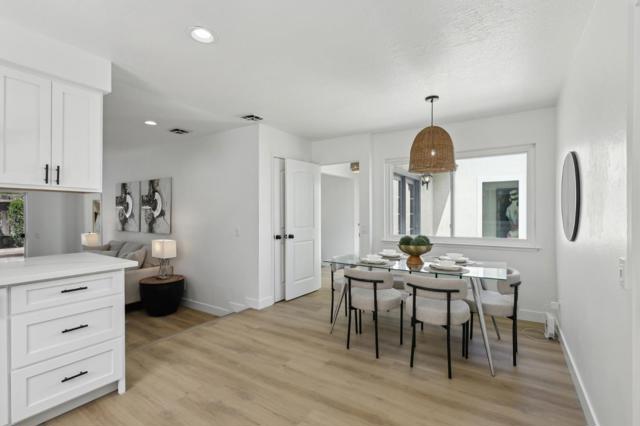 613 Pilgrim Drive, Foster City CA: https://media.crmls.org/mediaz/5aff4810-592a-4321-a78e-ba92565c613a.jpg