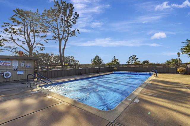 22 Canada Cove Avenue, Half Moon Bay CA: https://media.crmls.org/mediaz/5b00acc7-ca69-4a1b-ace5-1f958961e794.jpg