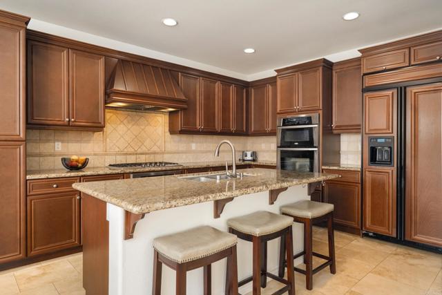 Detail Gallery Image 12 of 51 For 636 Weatherstone Way, San Marcos,  CA 92078 - 5 Beds | 4 Baths