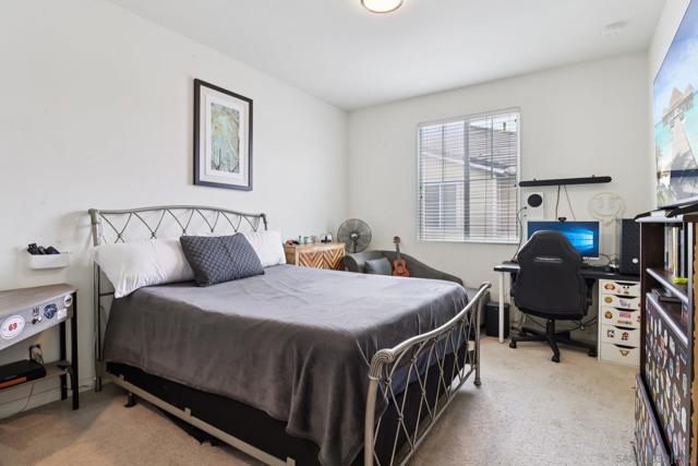 511 Surfbird Ln, Imperial Beach CA: https://media.crmls.org/mediaz/5b00c992-9bba-4a1b-a3e0-e35e480d23d9.jpg