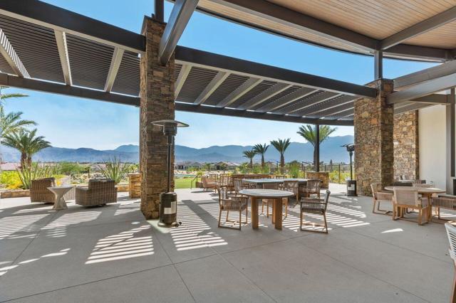 37 Chianti, Rancho Mirage CA: https://media.crmls.org/mediaz/5b00f532-0e8e-4e15-b274-e8a5242a9f25.jpg