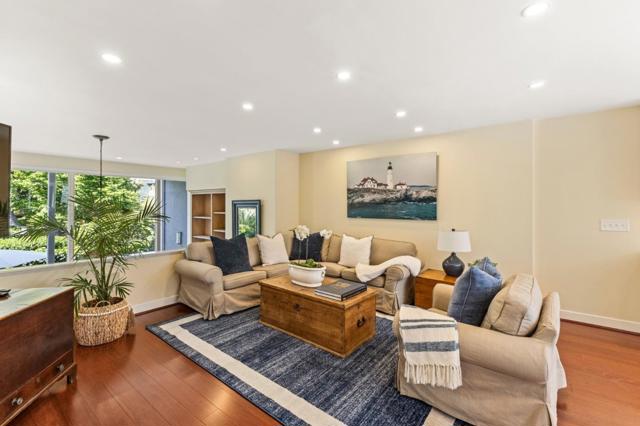 1721 Stone Pine Lane, Menlo Park CA: https://media.crmls.org/mediaz/5b01d43f-818d-46ae-8793-2ed4d1ca1864.jpg