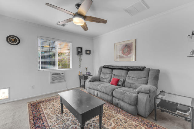 Image 52 of 64 For 52680 Avenida Martinez