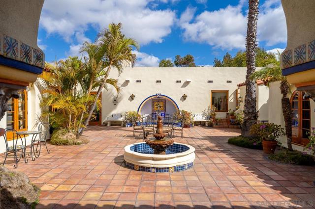 3928 La Cresta Way, Bonita CA: https://media.crmls.org/mediaz/5b0437ac-01aa-4390-9224-b963468ab517.jpg