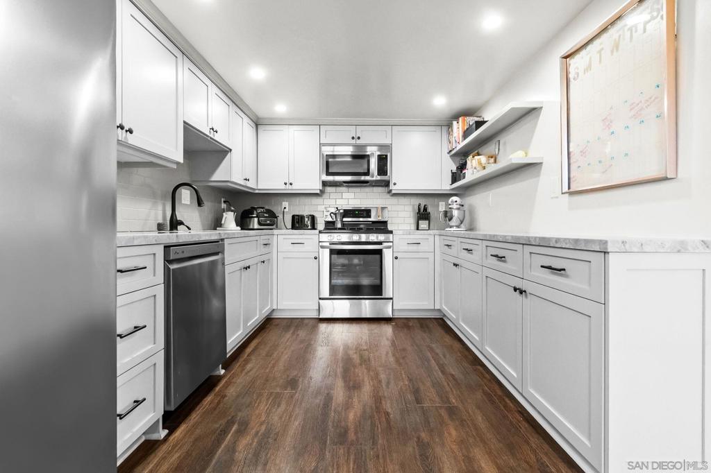 1449 Edgemont Street - photo 7