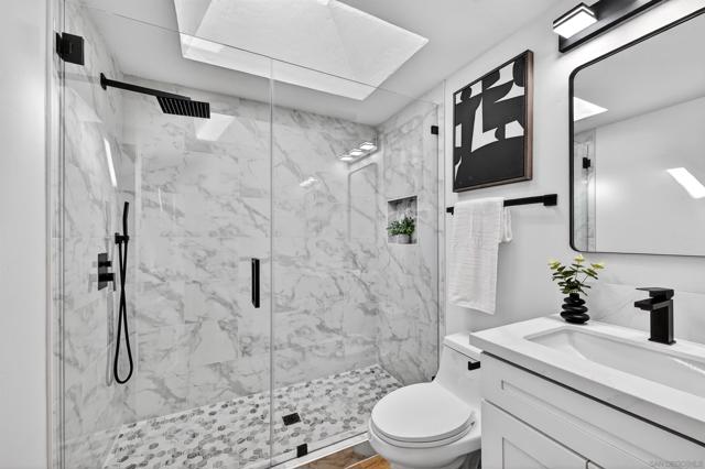 Image 26 of 35 For 2546 Marathon Dr