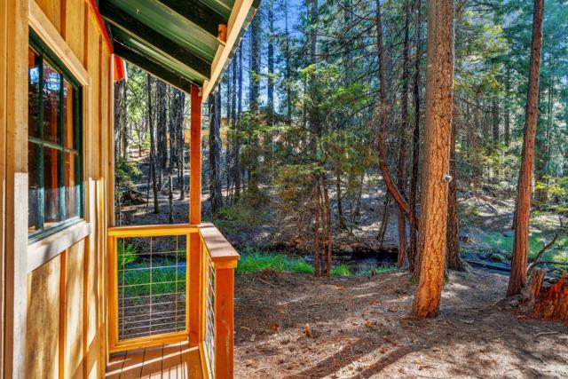 35425 Stonewall Drive, Shingletown CA: https://media.crmls.org/mediaz/5b057d0f-535b-46dd-b2f4-83a86c3a7f5f.jpg