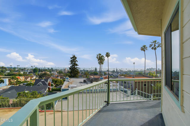 Detail Gallery Image 11 of 51 For 989 Inspiration Way, Ventura,  CA 93001 - 3 Beds | 2/1 Baths