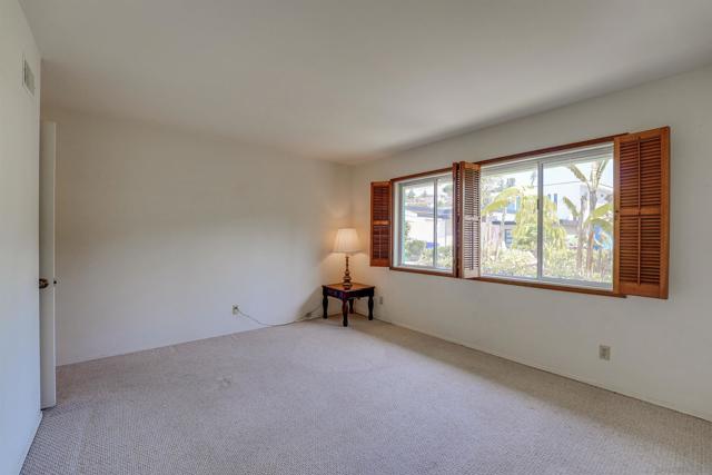 5995 La Jolla Corona Dr., La Jolla CA: https://media.crmls.org/mediaz/5b0627a4-5c76-498c-83f0-960e882b8331.jpg