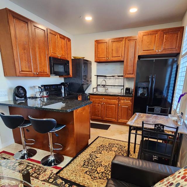 16624 Santa Mariana Ct, San Diego CA: https://media.crmls.org/mediaz/5b06bcf2-9a02-4a27-b82d-cd8f49211a7d.jpg