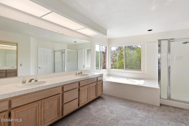 2219 Mapleleaf Avenue, Newbury Park CA: https://media.crmls.org/mediaz/5b07b3a5-d17a-4b04-9d46-dbd6aaa3a3fa.jpg