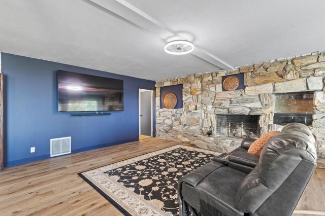 14990 Garcal Drive, San Jose CA: https://media.crmls.org/mediaz/5b084cd5-2d6d-4995-abcf-b9de51e99db8.jpg