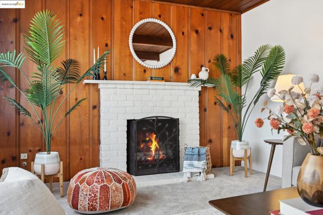 4125 Miflin Ave, El Sobrante CA: https://media.crmls.org/mediaz/5b08c0c3-6413-4214-ac23-37305b7268a2.jpg