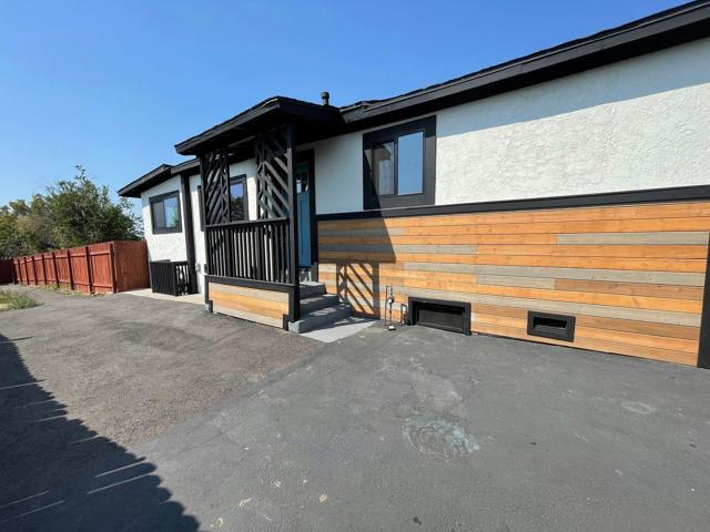 1846 Klauber Ave, San Diego CA: https://media.crmls.org/mediaz/5b08e438-b85d-4ed4-9853-861962c5769a.jpg