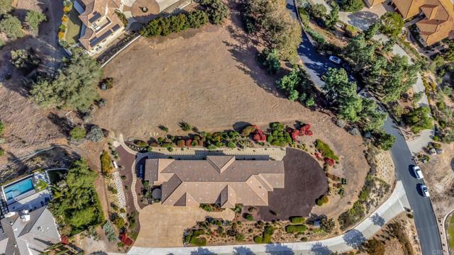 3026 Via Loma, Fallbrook CA: https://media.crmls.org/mediaz/5b0918c7-0594-4f8a-b643-9d97a6a7d214.jpg