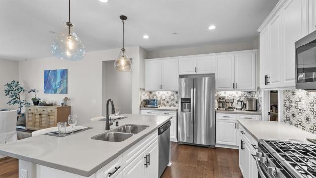 30491 De Caron Street, Murrieta CA: https://media.crmls.org/mediaz/5b097187-396a-4d29-b379-85d91a4c0786.jpg