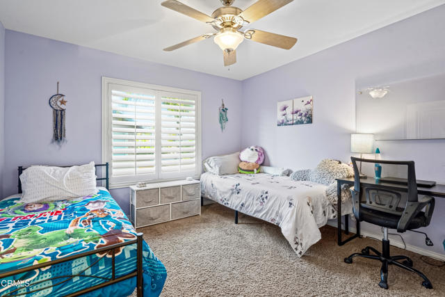 490 Peter Place, Simi Valley CA: https://media.crmls.org/mediaz/5b09cd4b-36a9-4118-9921-f503bfcef888.jpg