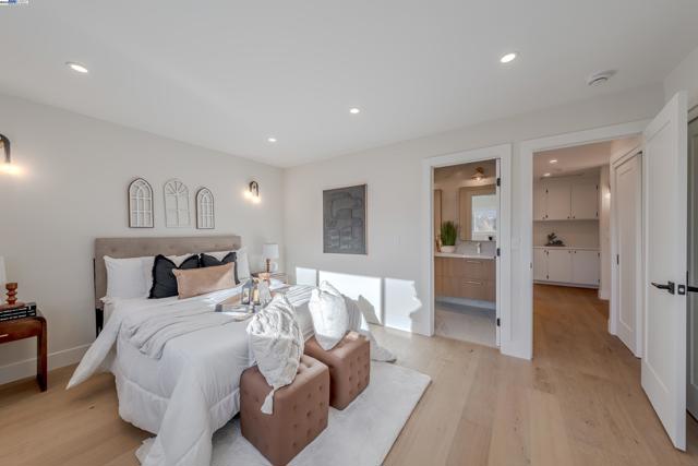 311 Foxboro Ct, San Ramon CA: https://media.crmls.org/mediaz/5b0ae1e4-0c55-4b4a-87b8-7ec9f13e44b3.jpg