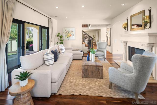 650 Glorietta Blvd, Coronado CA: https://media.crmls.org/mediaz/5b0b5295-b319-4761-adbb-b980e1639584.jpg