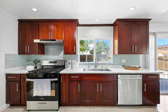 2507 Constellation Drive, Hayward CA: https://media.crmls.org/mediaz/5b0cce4c-dac2-4feb-abfb-4cf51ca056f8.jpg