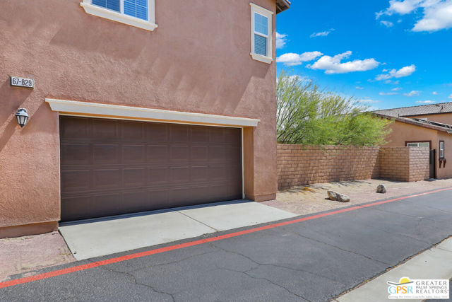 67829 Rio Pecos Drive, Cathedral City CA: https://media.crmls.org/mediaz/5b0cef53-ba87-4fa1-b2a4-768aeca96012.jpg