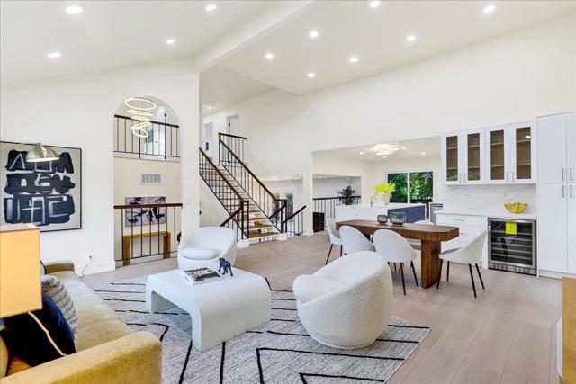 6586 Woodcliff Court, San Jose CA: https://media.crmls.org/mediaz/5b0d5e1d-a477-4731-842f-c92b8fcb66da.jpg
