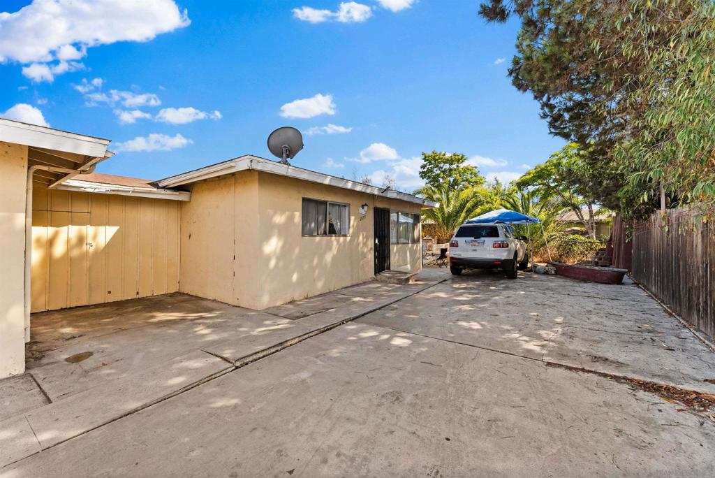 MLS #250039580SD image #13