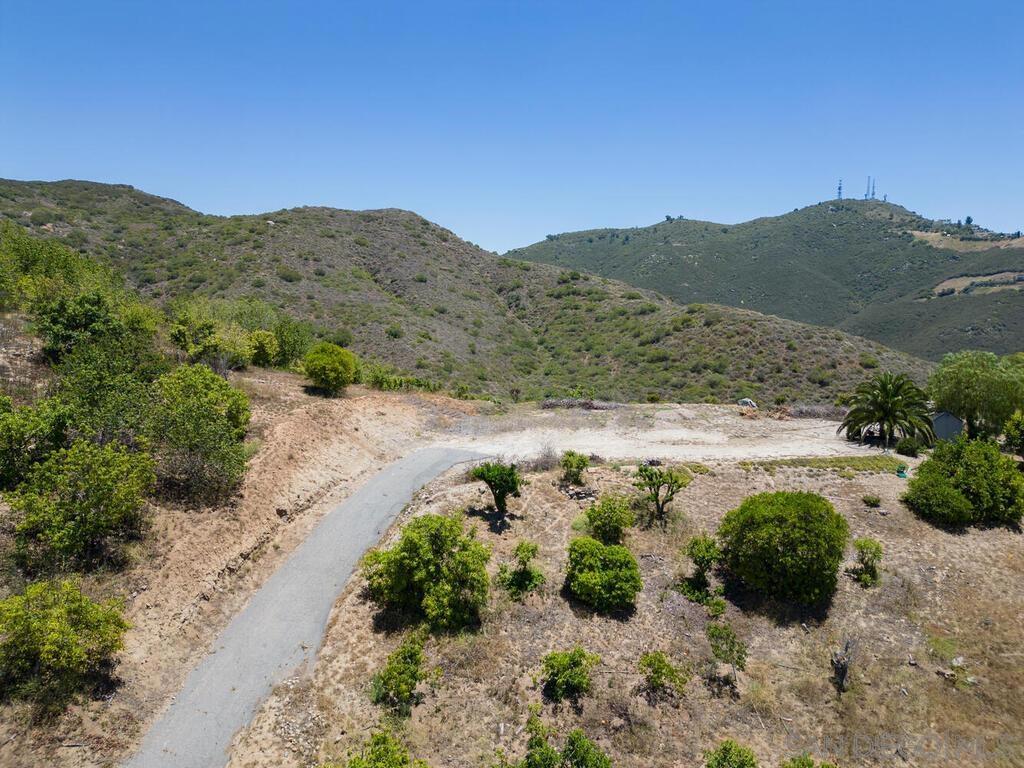 MLS #250029559SD img 16