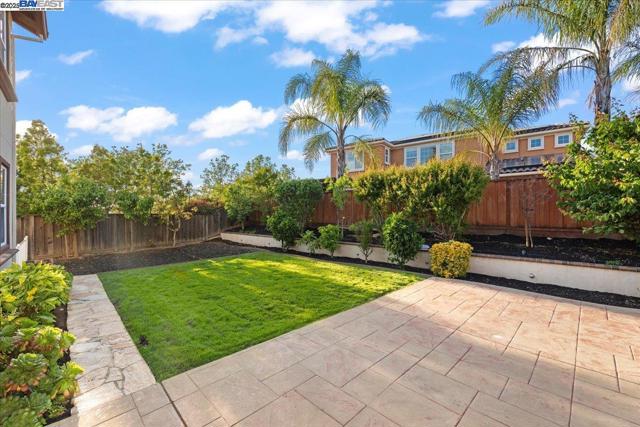 2396 Keats Ln, San Ramon CA: https://media.crmls.org/mediaz/5b0e3837-a95a-483b-ba8c-36a36e2c1919.jpg