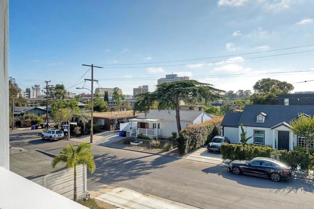 4147 10Th Avenue, San Diego CA: https://media.crmls.org/mediaz/5b0f73d0-a2ab-42b6-9bdf-10a3f146559d.jpg